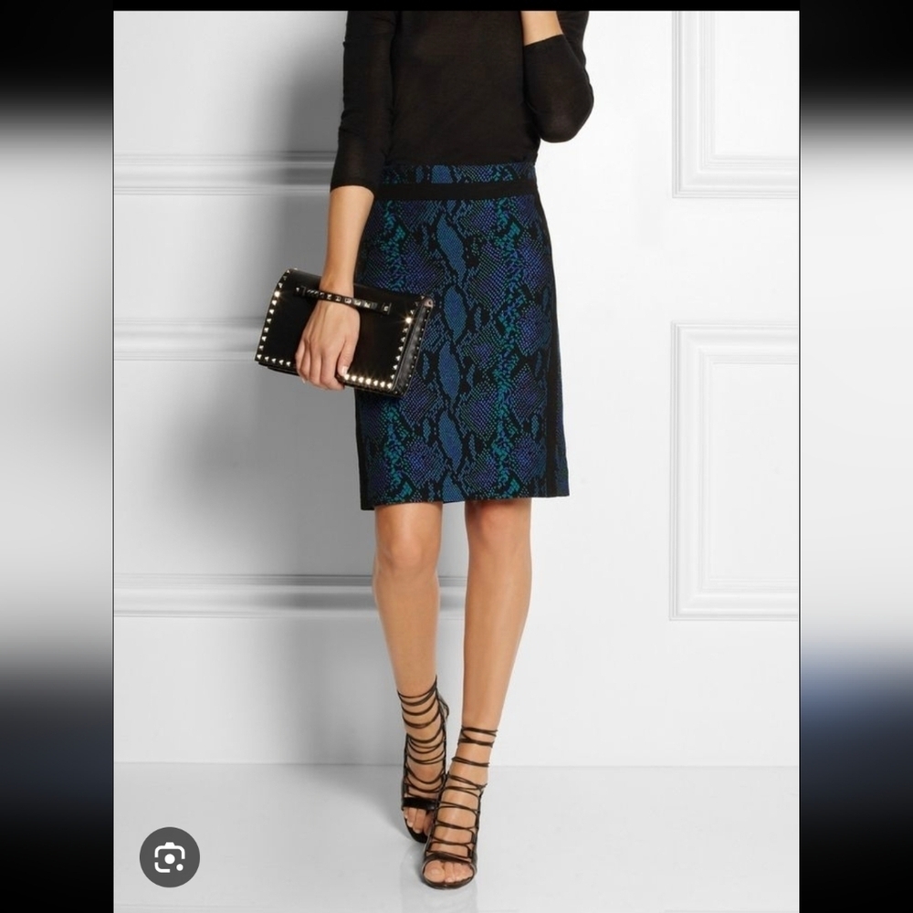 Diane Von Furstenberg Blue and Black Python Jacquard Pencil Skirt